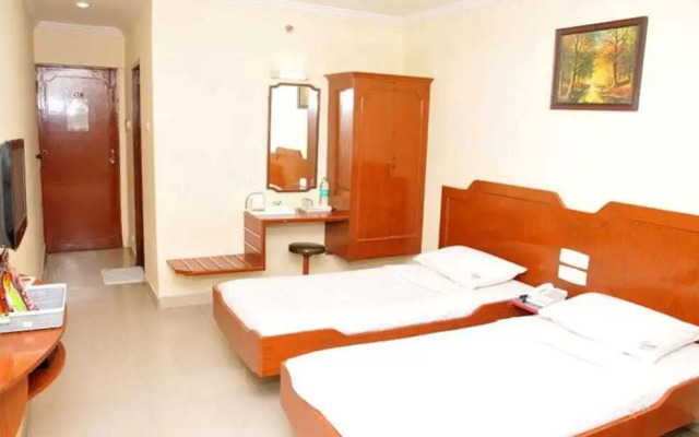Hotel Pratap Plaza