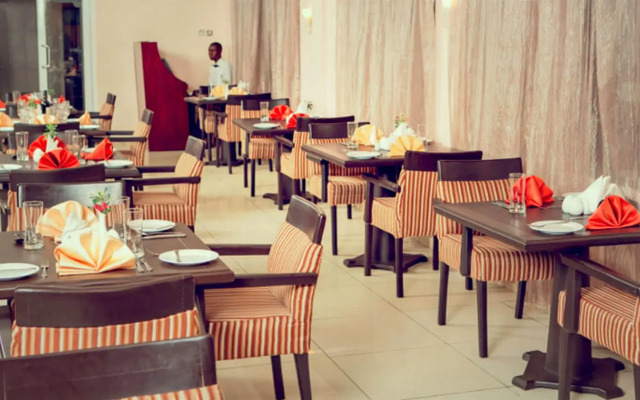 D'Palms Airport Hotel