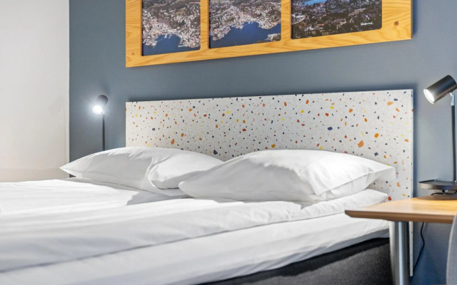 Home Hotel Grimstad