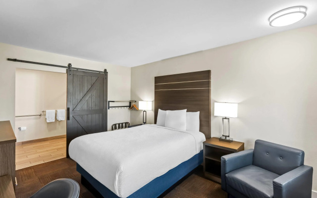 Travelodge by Wyndham Santa Rosa Wine Country