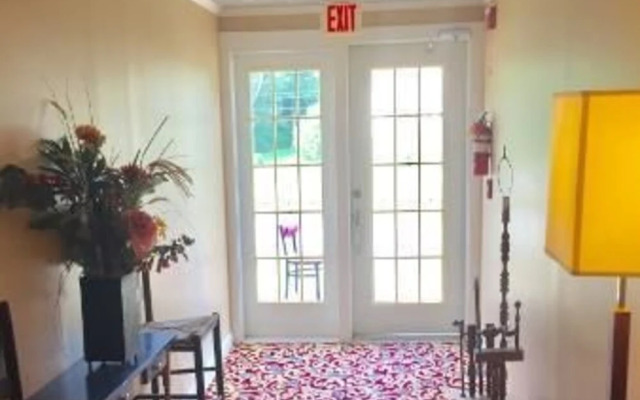 Travelodge Tilton/Lake Winnisquan