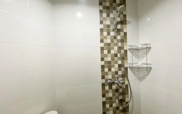 Minimalist And Homey Studio The Alton Apartment