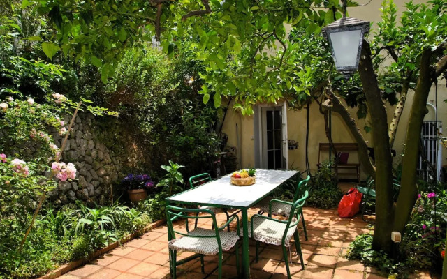Il Giardino dei Limoni Casa nel Borgo