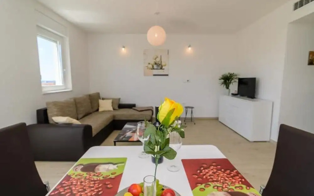 Mali Princ - Modern and Comfortable - A3