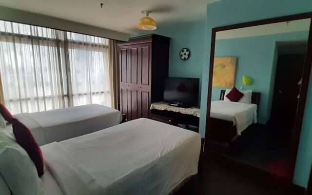 Times Square by Rihanna Service Suite