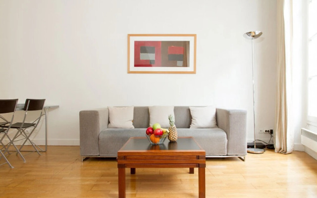 Saint Michel - Cluny Area Apartment