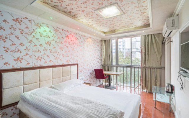 Jixiang Hotel
