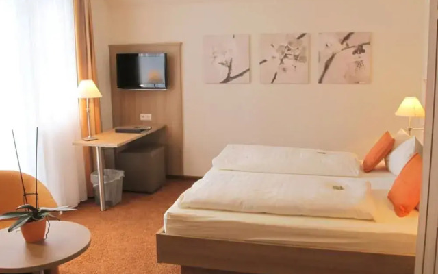 Hotel Schöneck Garni