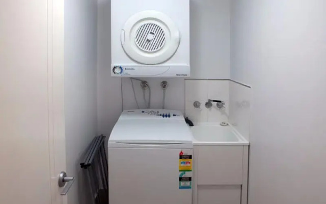 Waters Edge Apartment