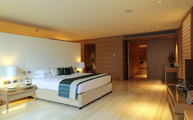 Sahara Star