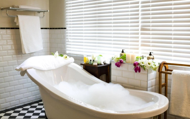Royal St. Andrews Hotel, Conference Centre & Spa