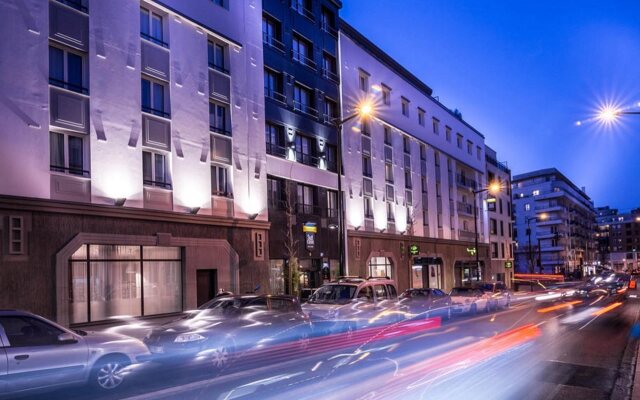 Best Western Plus Suitcase Paris La Defense