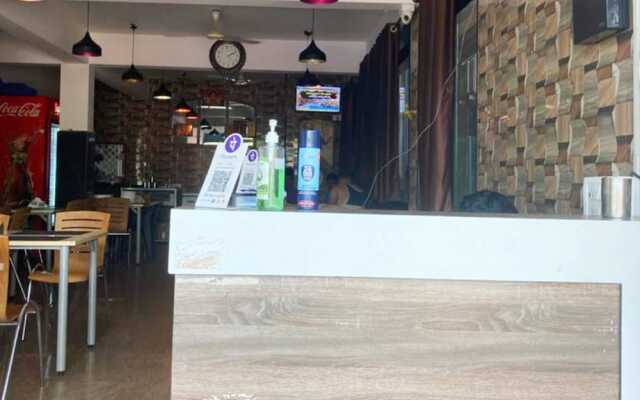 Beach Corner Inn