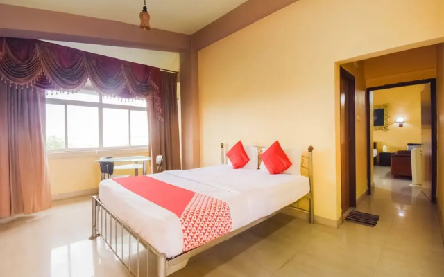 OYO 62127 Ritz Rivera