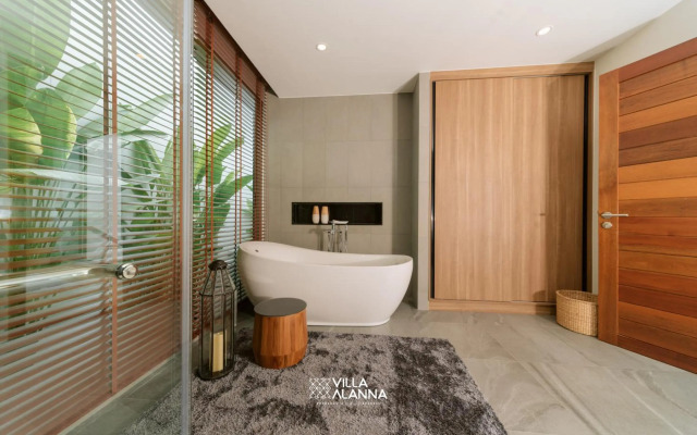 VILLA ALANNA Phuket