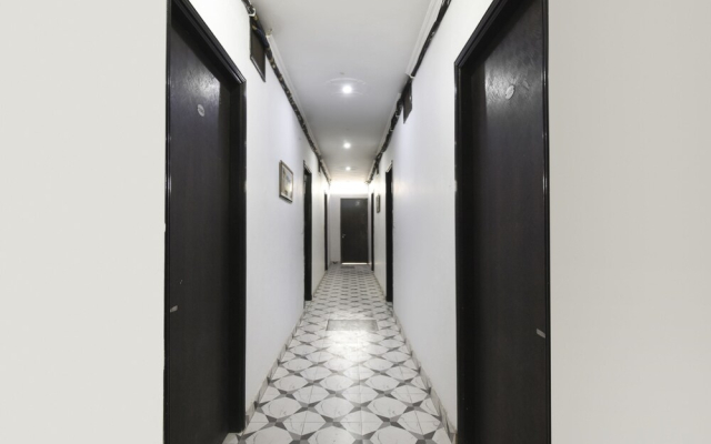 OYO 46735 Hotel Royal Dreams