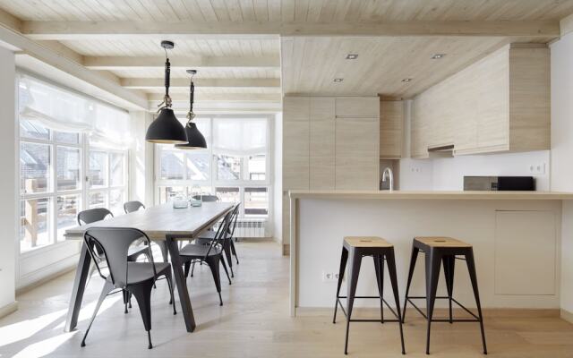 Val de Ruda Luxe 52 by FeelFree Rentals