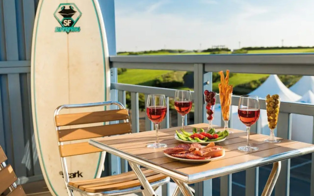 Apartment in Biscarosse Near Sandy Beach