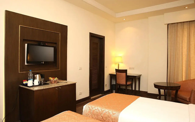 Inde Vista Woods Signature Tower