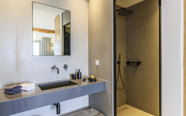 Nasta Intentional Living Mykonos