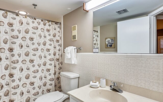 Inlet Reef 617 2 Bedroom Condo by RedAwning