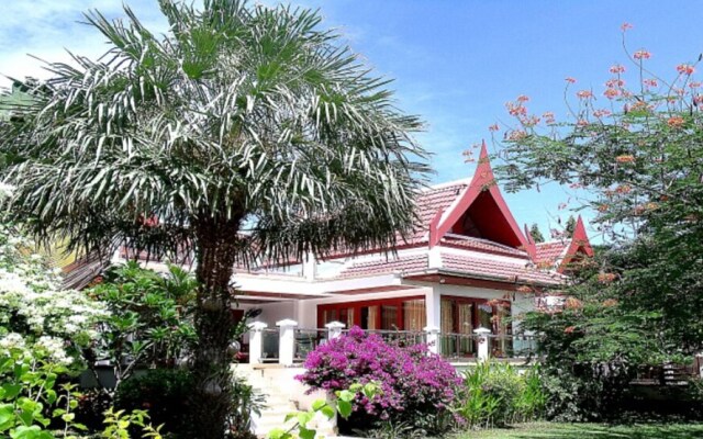 Royal Living Koh Samui - Villa 3 - With Jacuzzi on Terrace