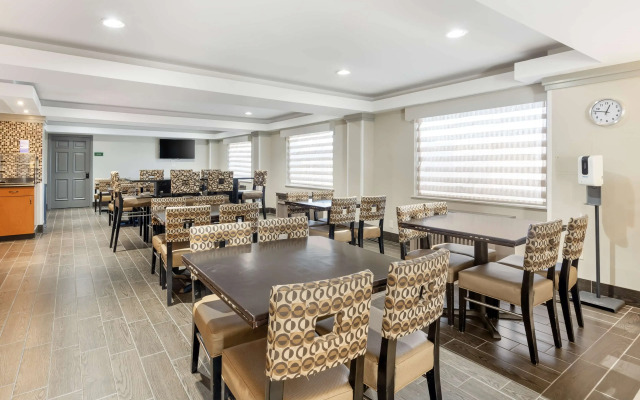 Best Western Glenview -Chicagoland Inn And Suites