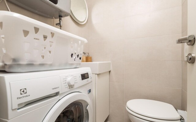 Beautiful Home in Lukovo Sugarje With Wifi and 2 Bedrooms