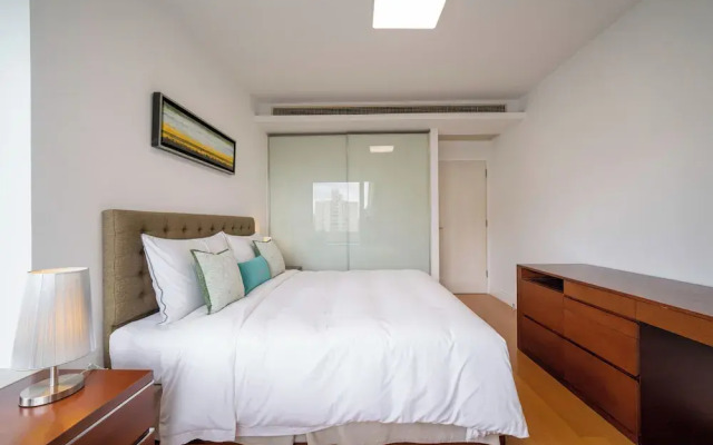 Tyms Family 2BR 1BA Apt Xujiahui Center