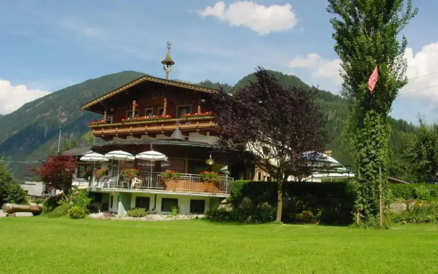 Hotel Stoanerhof