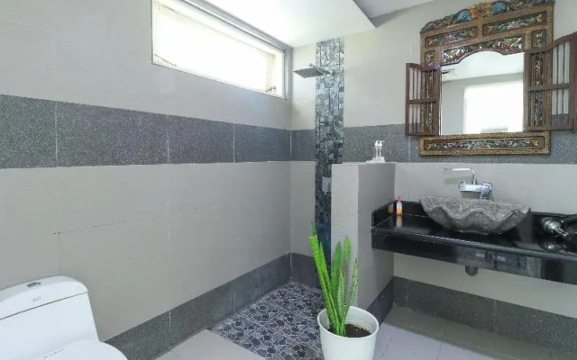 Kubu Kalih Residence By Zuzu