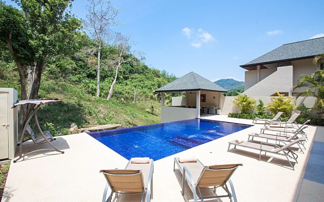 Si Mok Villa
