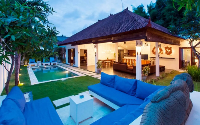 Villa Damai Lestari