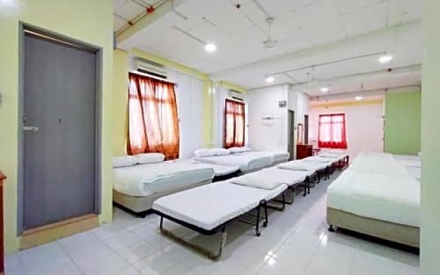 Spot On 89939 Platinum inn