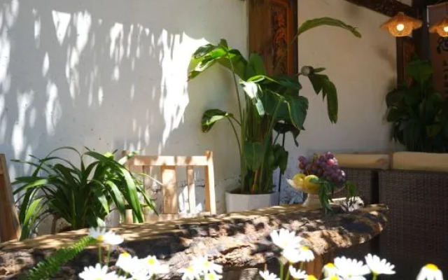 Lijiang Zifayu Designer Boutique Inn