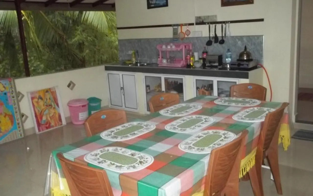 444/C Anura Home Stay