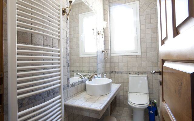 Spacious villa at Ilia Edipsou