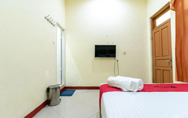Permata House by OYO Rooms