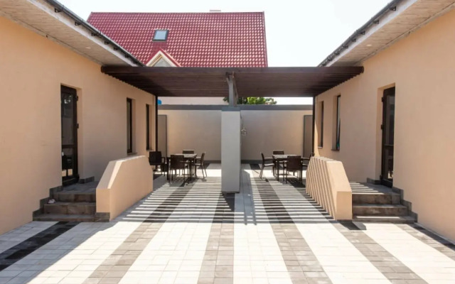 May Mariya Residence