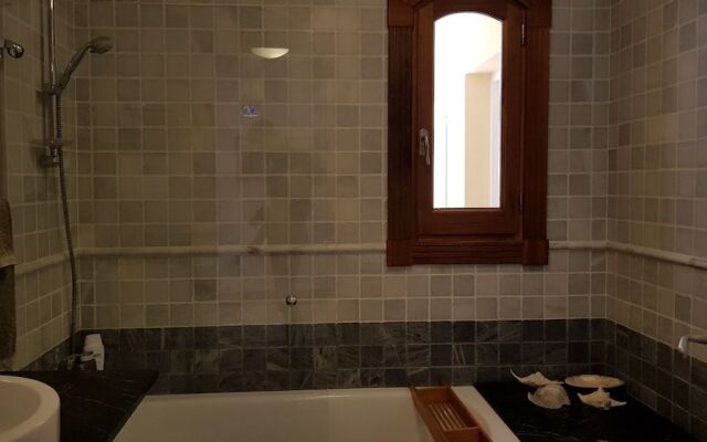 Guests' Suite of Villa Tamarit