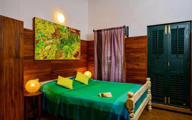 Neemrana's Coconut Alley