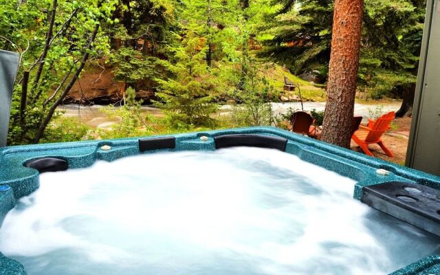 Inn on Fall River & Fall River Cabins