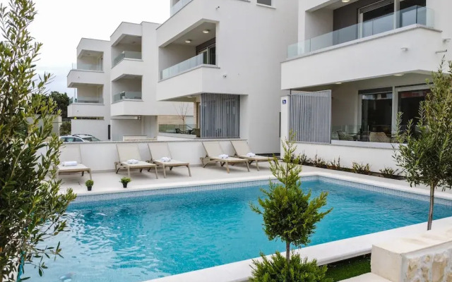 Apartments Mare B with pool