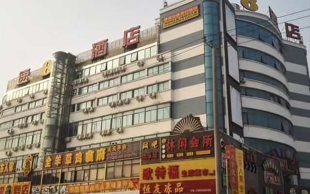 Super 8 – Exterior – Shanghai