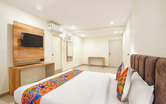 Fabhotel Indian Suites