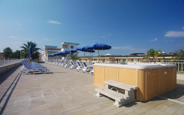Hotel Première