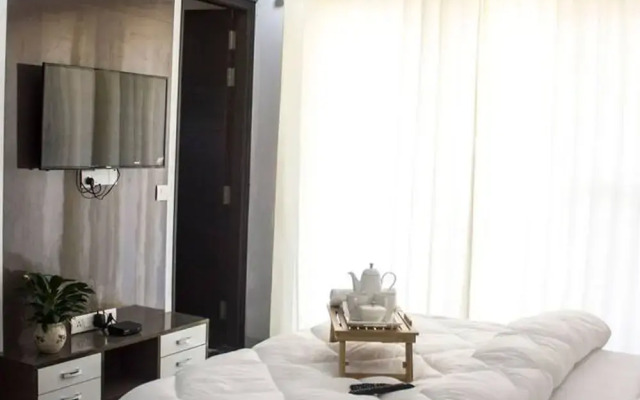 Parfait Street 3bhk Service Apartment Near Fortis