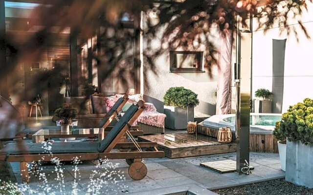 Villa Cecha B&b &Wellness