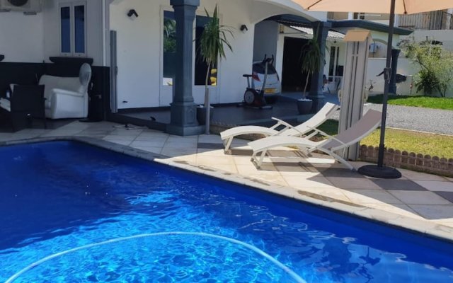 Villa with 2 Bedrooms in Albion, with Private Pool, Enclosed Garden And Wifi - 300 M From the Beach