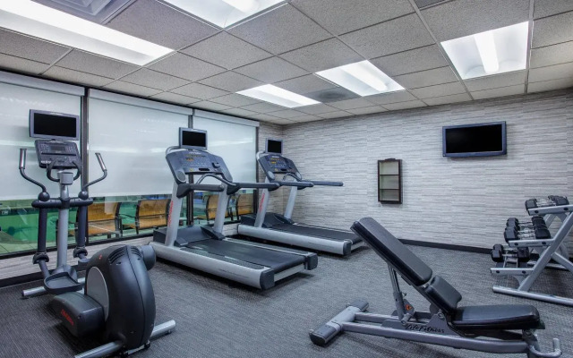 Courtyard by Marriott Knoxville Cedar Bluff